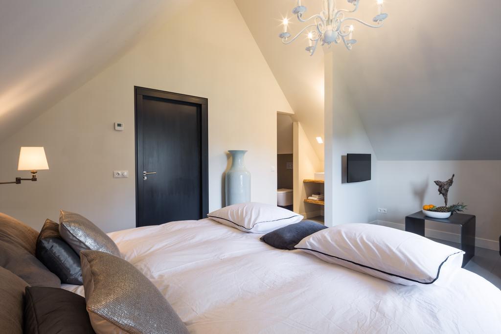 Bed & Breakfast Karakter Den Dungen Szoba fotó